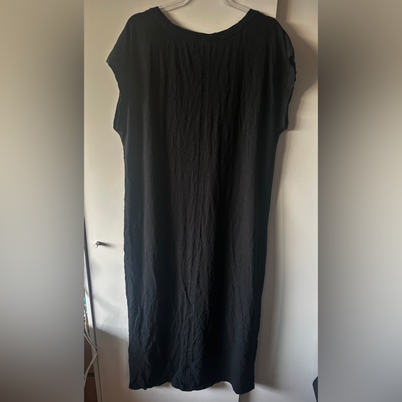 Universal Thread Charcoal Sleeveless V-Neck Dress - Picture 2 of 3